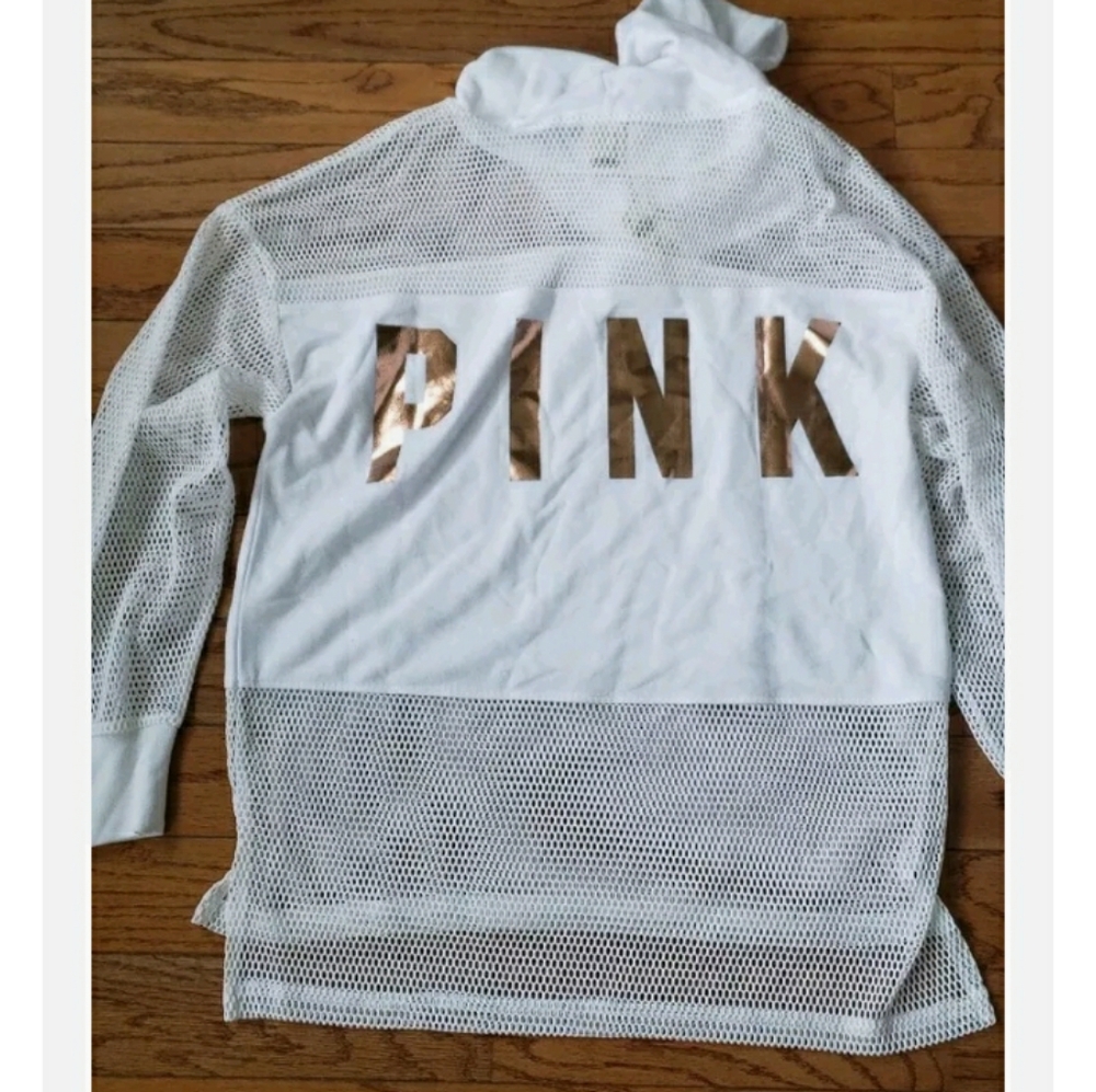 LOOKING FOR VS PINK HOODIE , Pullover!! Size large !!!